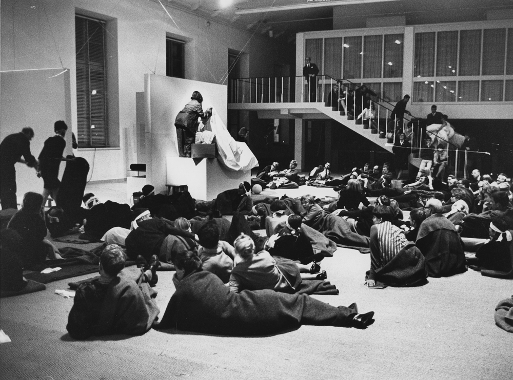 Massage, Oct. 3 and 4, 6 and 7, 1967 Performance at the Moderna Museet, Stockholm Photo credit: Ingemar Berling for Dagens Nyheter